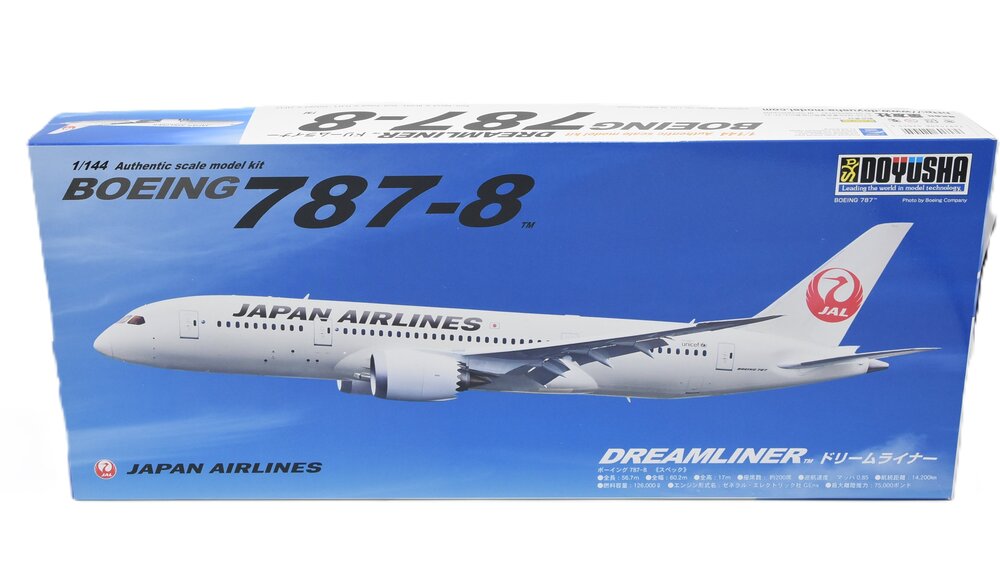 BOEING 787-8 JAL 1:144