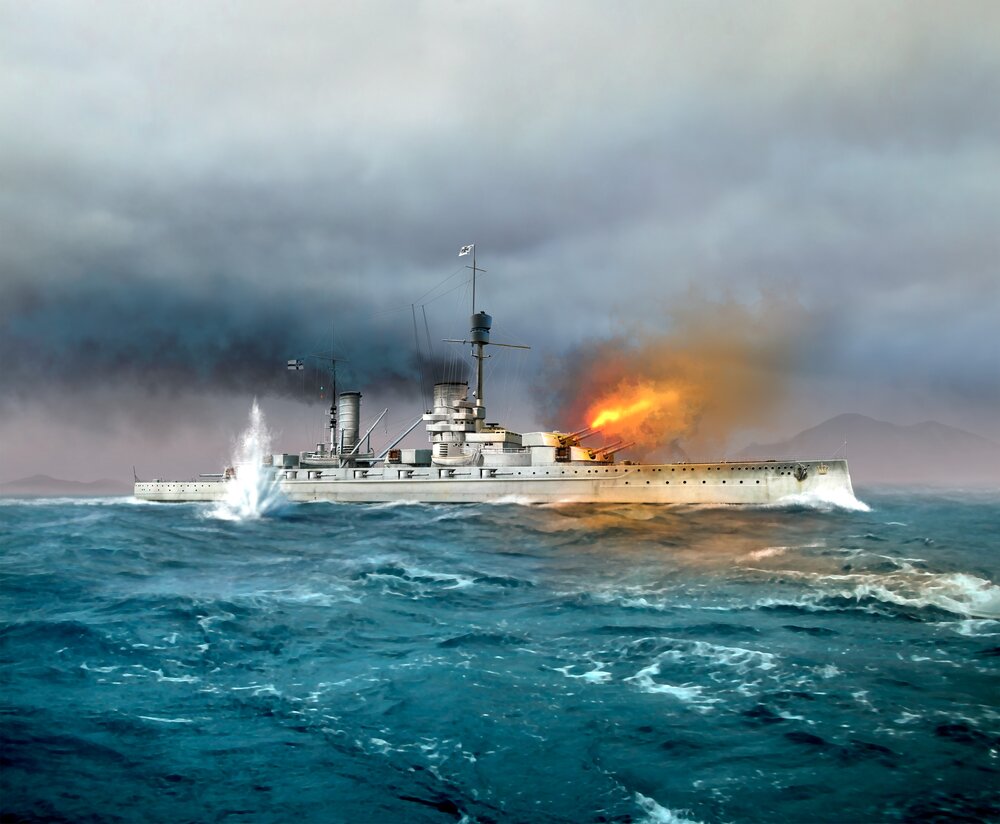 “König”, WWI German Battleship, full hull and waterline
