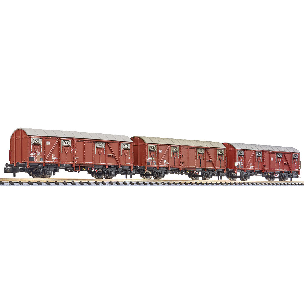 3-unit set, closed wagon, Gbs 245, even walls, no platform, DB, Ep.IV