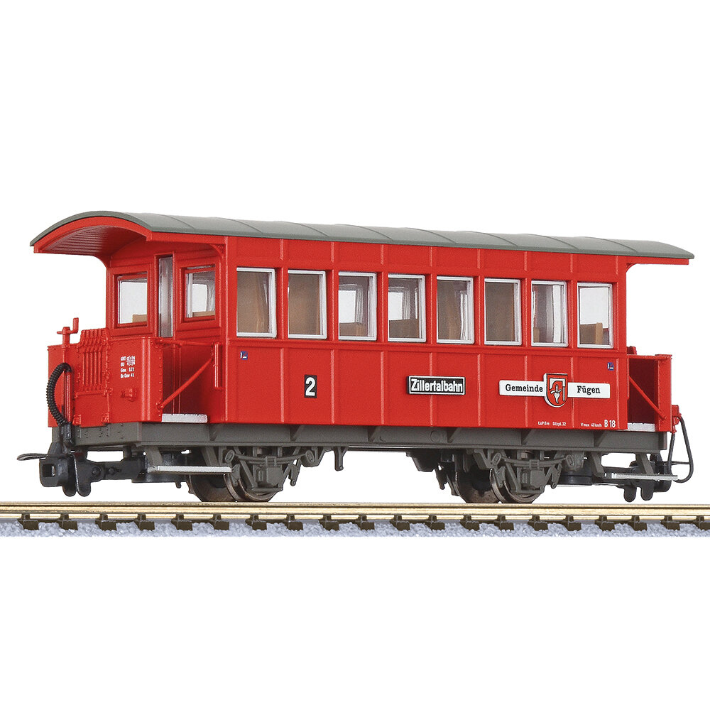 2-axle coach Bi, Fügen, Zillertalbahn (new platform)